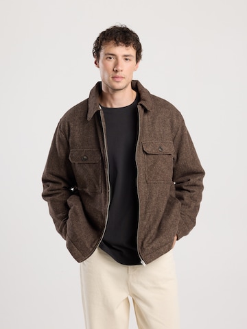 Veste mi-saison America Today en marron : devant