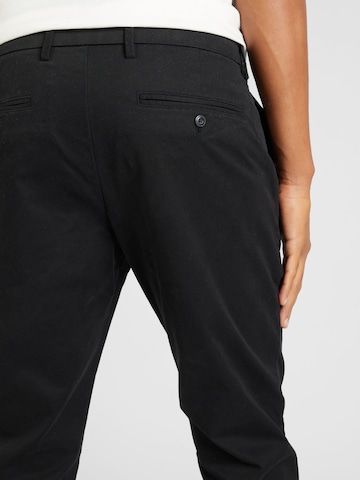 GAP - Slimfit Calças chino em preto