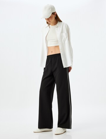 Koton Wide leg Pants in Black