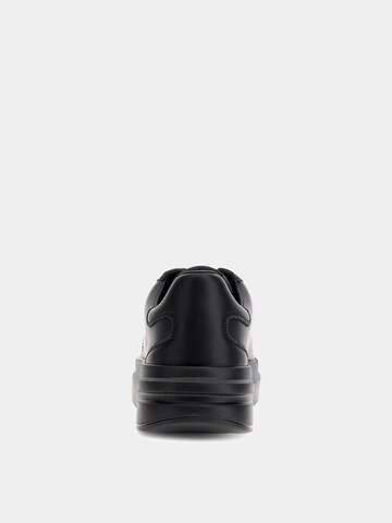 GUESS Låg sneaker 'Elbina' i svart
