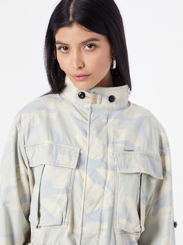 G-Star RAW Välikausitakki värissä beige