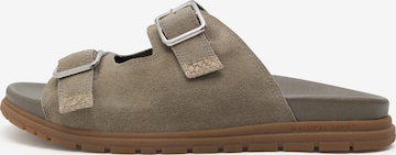 WODEN Mule 'Victoria' in Green: front