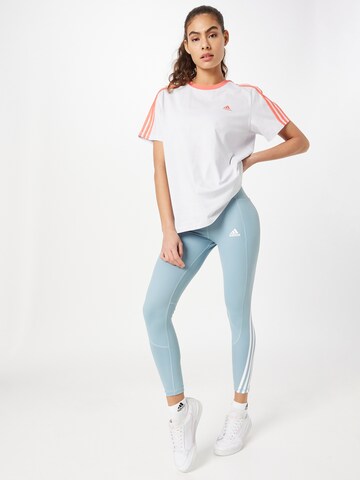 ADIDAS SPORTSWEAR Функционална тениска в бяло