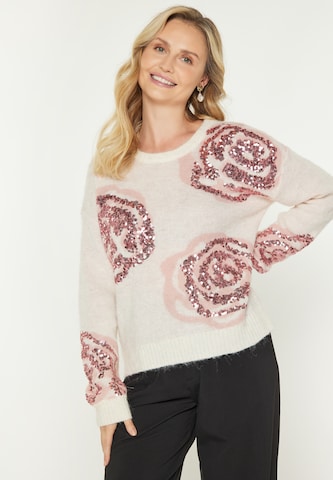 Usha Sweater in Beige: front