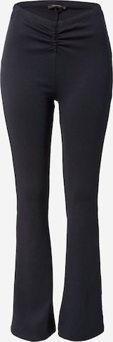 Trendyol Flared Broek in Blauw: voorkant