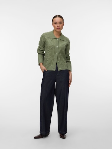 Geacă tricotată 'VMROBIN' de la VERO MODA pe verde