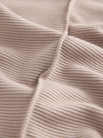 B by Ted Baker Дънки Tapered Leg Панталон с ръб в бежово