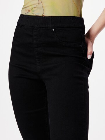 Wallis Skinny Jeggings in Schwarz