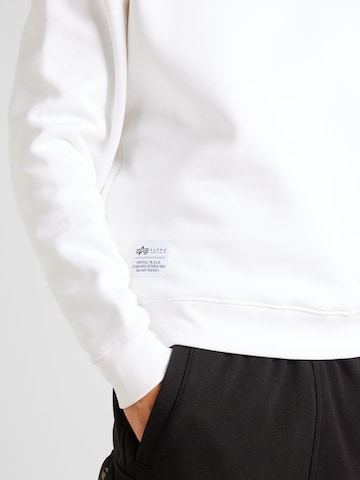 Sweat-shirt ALPHA INDUSTRIES en blanc