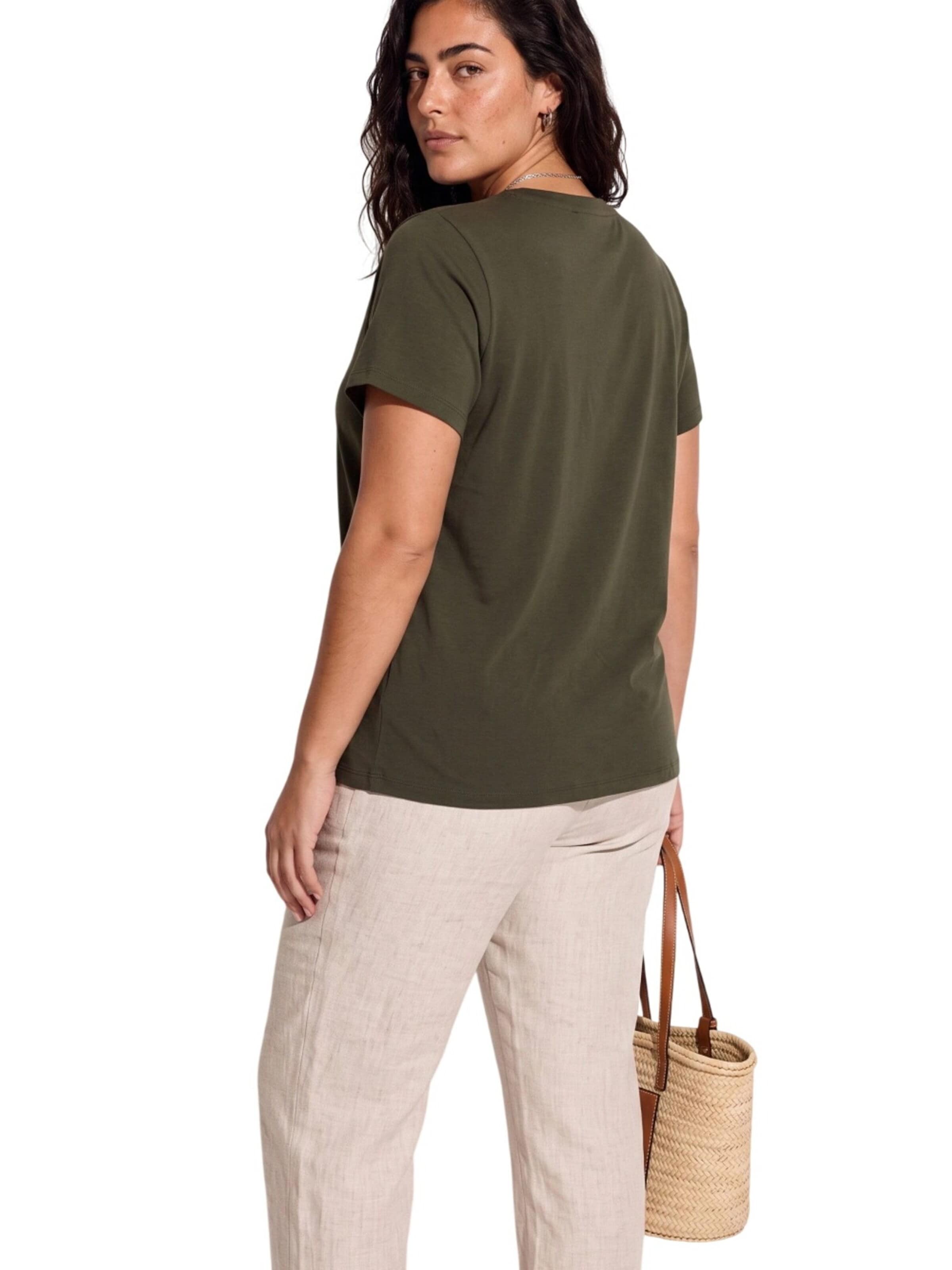 Shape Of You Shirt in Green