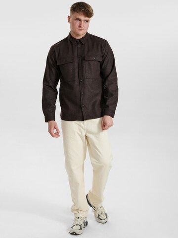 Dxnmxrk Shirt 'DXEmil' in Braun