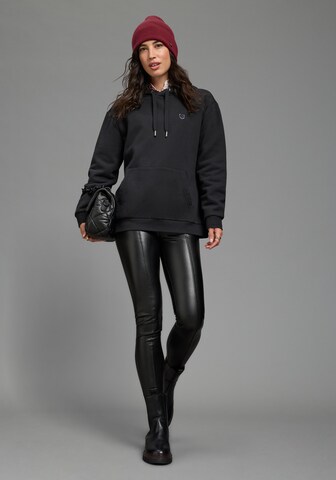 DELMAO Sweatshirt in Schwarz