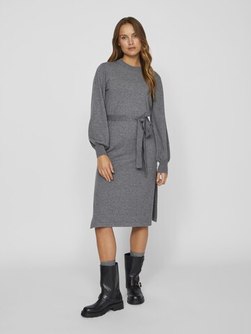Robes en maille VILA en gris