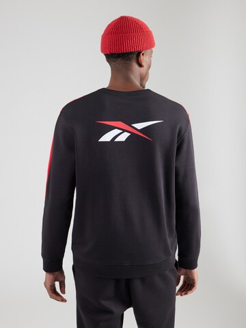 Reebok Sportsweatshirt in Zwart: voorkant