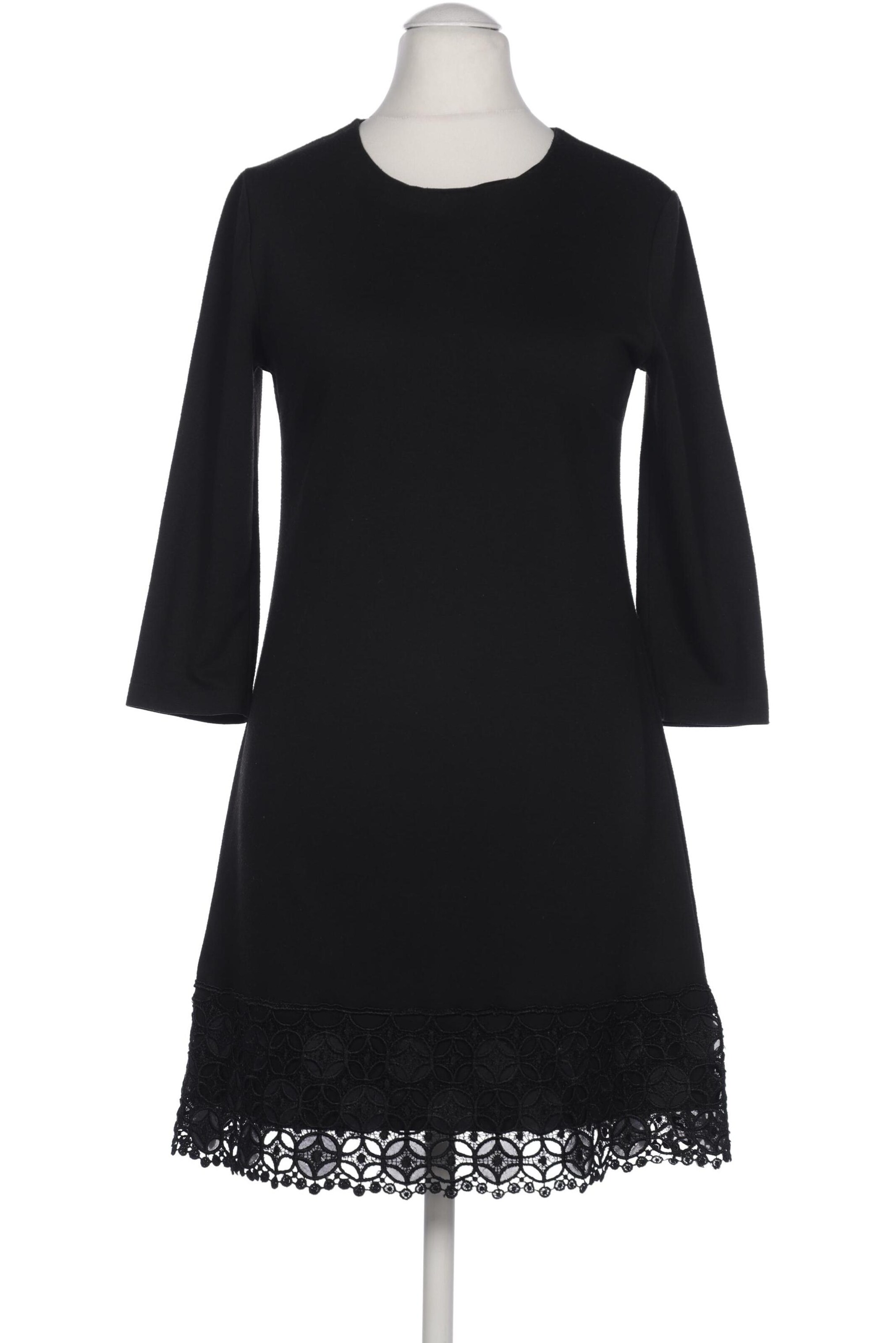 Ana Alcazar Dress in M in Black: front