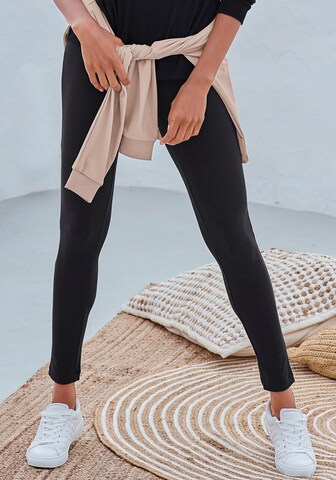 LASCANA Skinny Pyjamabroek in Zwart