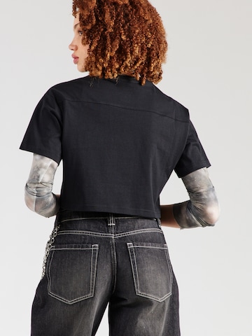 Tricou de la CONVERSE pe negru