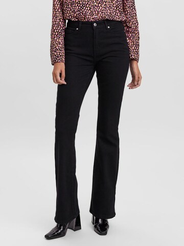 VERO MODA Flared Jeans 'Selma' in Schwarz: predná strana