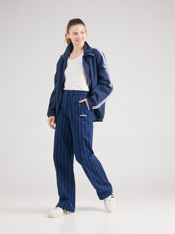 Loosefit Pantalon ADIDAS ORIGINALS en bleu