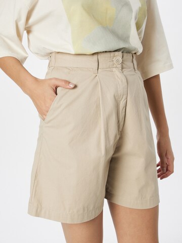 Monki Regular Shorts in Beige