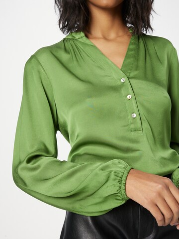 MORE & MORE Blouse in Green