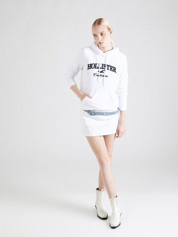 HOLLISTER Sweatshirt 'TECH CORE' in White