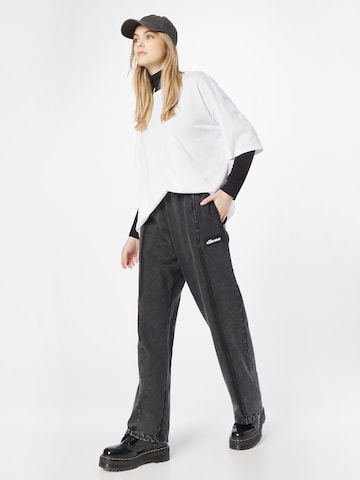 ELLESSE Loosefit Broek 'Jacinta' in Zwart