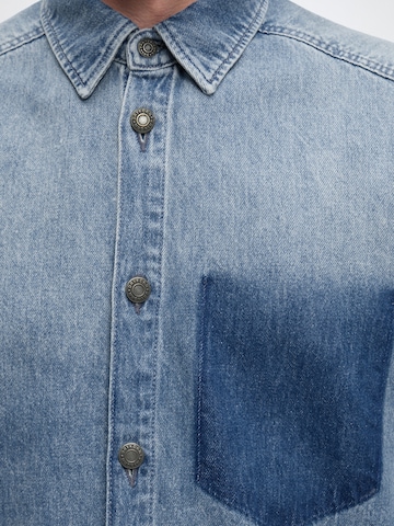 DRYKORN Regular fit Button Up Shirt 'DIEGGO_1' in Blue