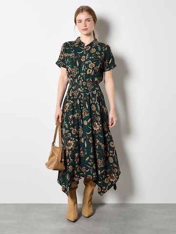 Apricot Hemdkleid 'Sarasa Floral' in Grün: Vorderseite