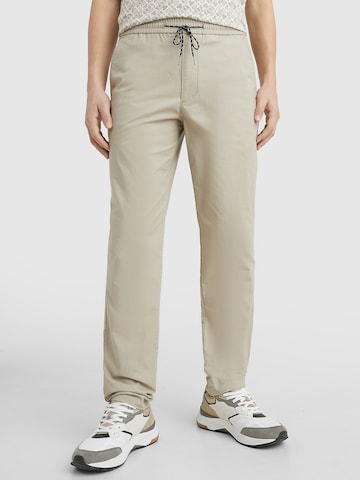 TOMMY HILFIGER Regular Trousers in Grey: front