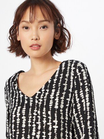 s.Oliver BLACK LABEL Blouse in Black