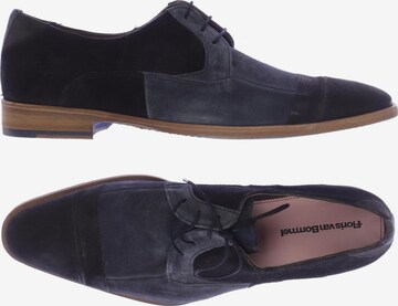 Floris van Bommel Flats & Loafers in 43 in Black: front