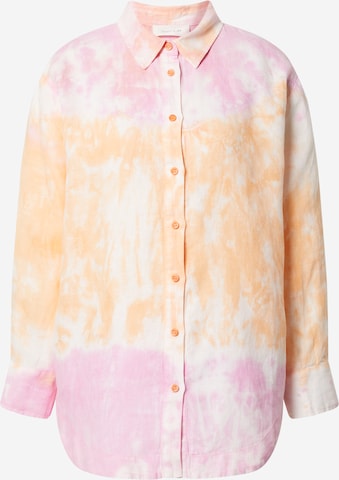 Cartoon Blouse in Pink: front