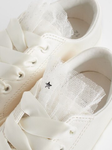 Next Trainers in White