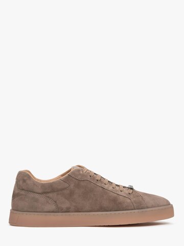 Estro Sneakers laag '03-588-90' in Bruin: voorkant