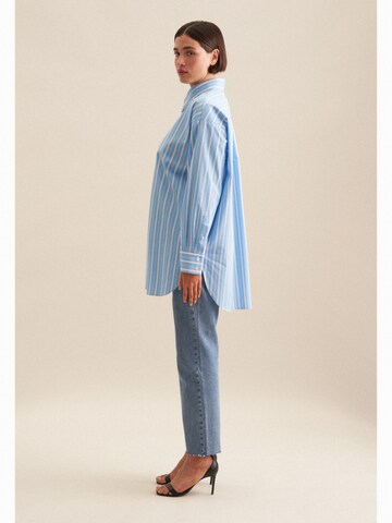 Chemisier 'Schwarze Rose' SEIDENSTICKER en bleu