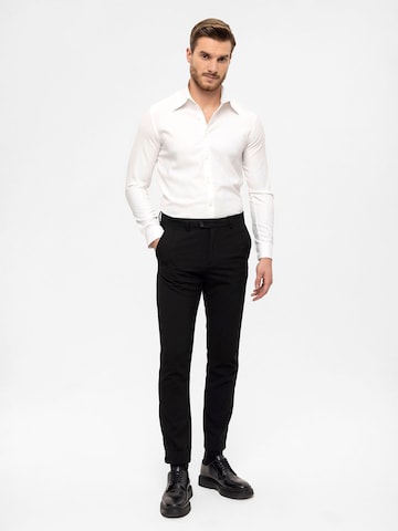 Antioch Slimfit Broek in Zwart