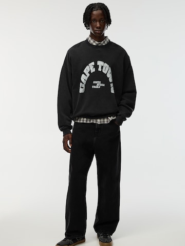 Felpa di Pull&Bear in nero