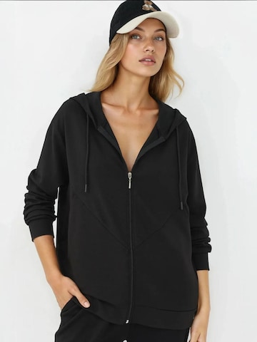 Sweat-shirt Hiccup en noir : devant