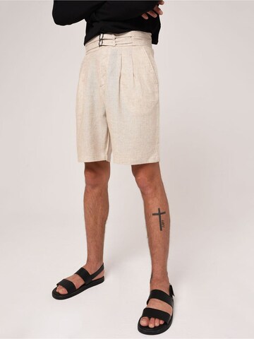 Antioch Regular Trousers in Beige: front