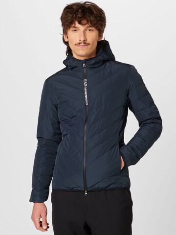 Veste d’hiver EA7 Emporio Armani en bleu : devant