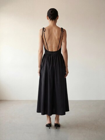 ARMIE Dress 'The Heidi' in Black