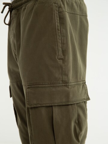 BIG STAR Tapered Cargo trousers ' GRIOTI ' in Green