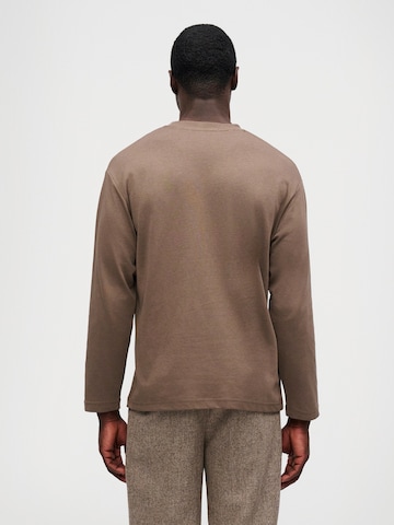 SELECTED Koszulka 'SLHOSCAR' w kolorze brązowy