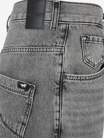 MUSTANG Tapered Jeans in Grijs