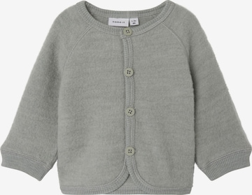 NAME IT Gebreid vest in Grijs: voorkant