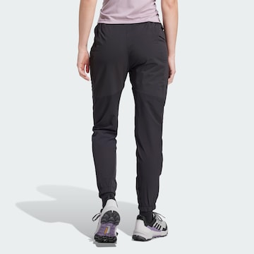 Effilé Pantalon de sport 'Xperior' ADIDAS TERREX en noir