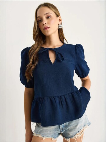 Camicia da donna di Bianco Lucci in blu