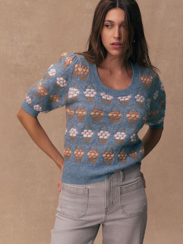 Next Sweater in Blue: front