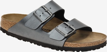 BIRKENSTOCK Pantolette in Schwarz: Vorderseite